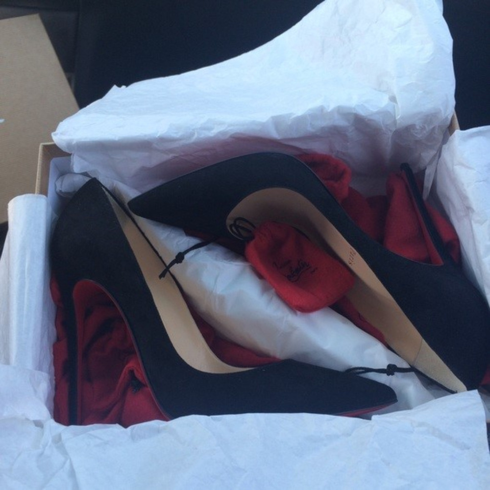 Christian Louboutin So Kate